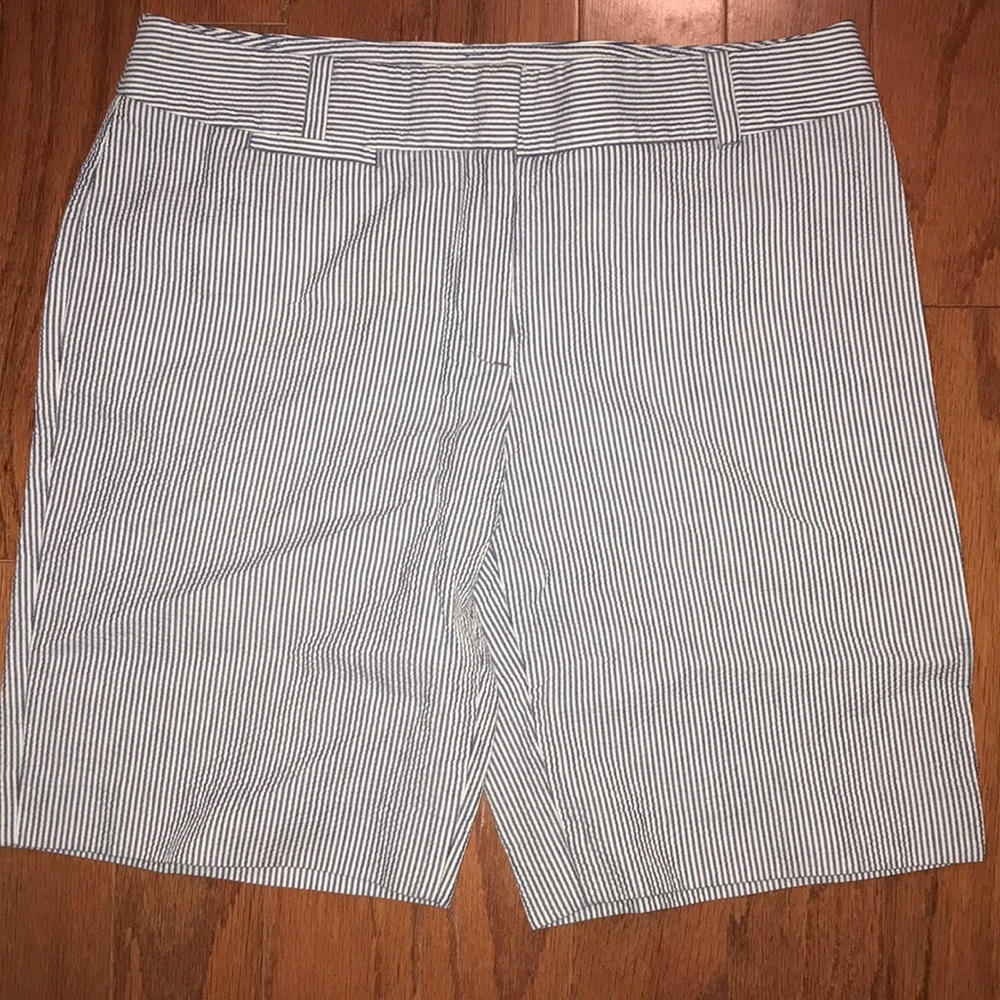 Talbots 6p seersucker shorts